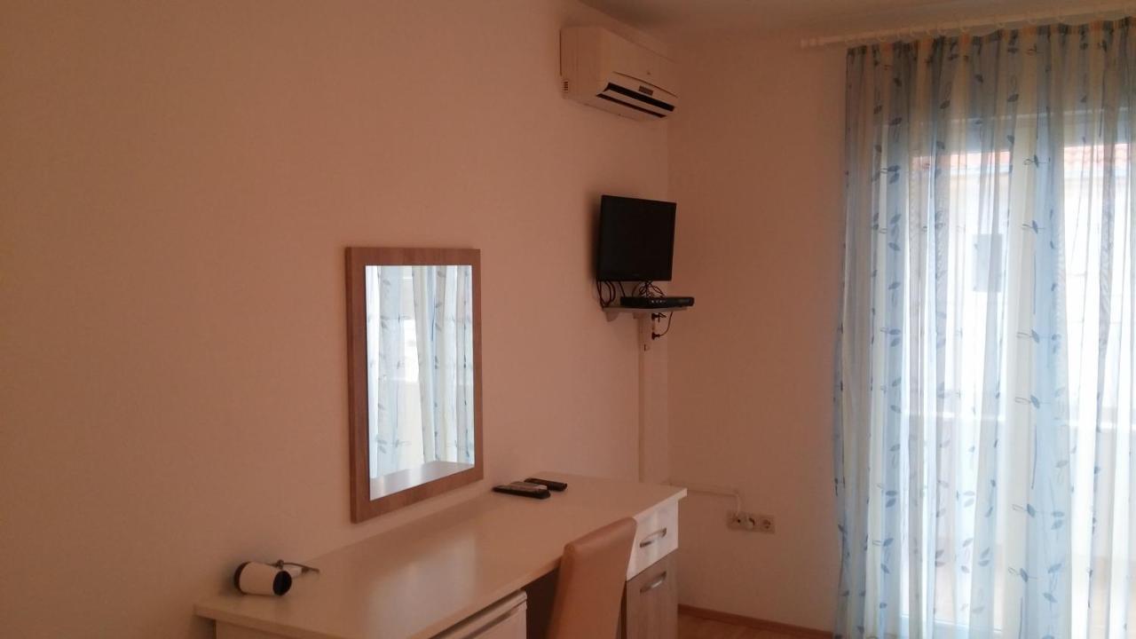 חוואר Apartments Petar מראה חיצוני תמונה